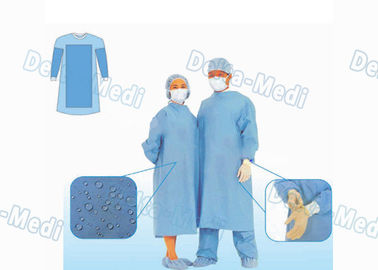 Vestido quirúrgico disponible de la barrera, alcohol del vestido de la cirugía de SMS resistente con las toallas