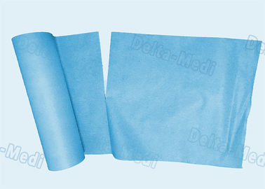 Rollo disponible PE de la cubierta de tabla del examen de las sábanas perforadas del hospital cubierto