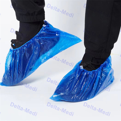 El zapato quirúrgico disponible del CPE cubre la cubierta impermeable plástica de la bota del resbalón anti del PE